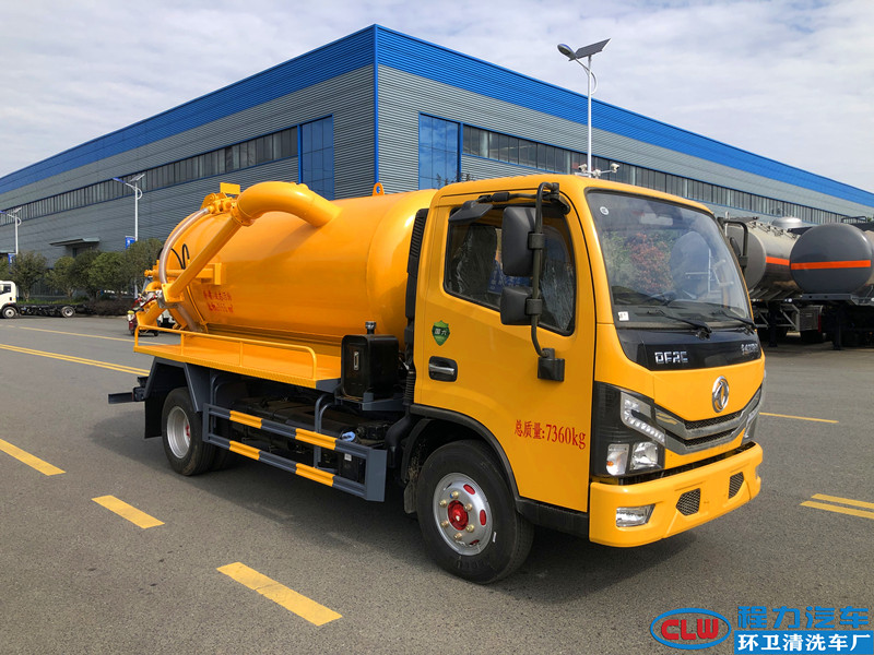 4.7方东风小多利卡吸污车(国六) - 黄色