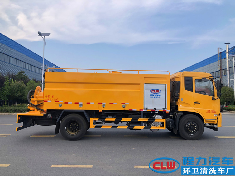 12.5方东风天锦高压清洗车
